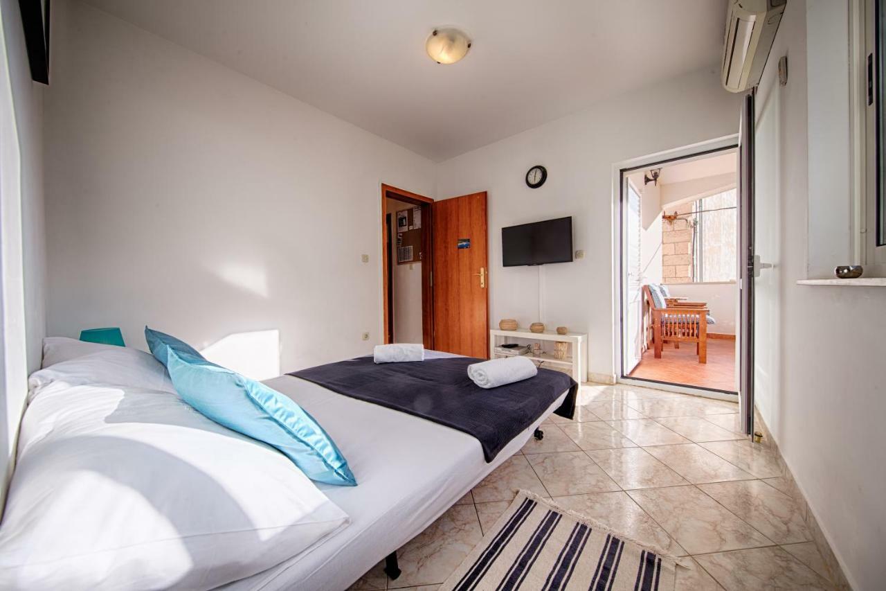 Apartments Marinkovic 코미자 외부 사진