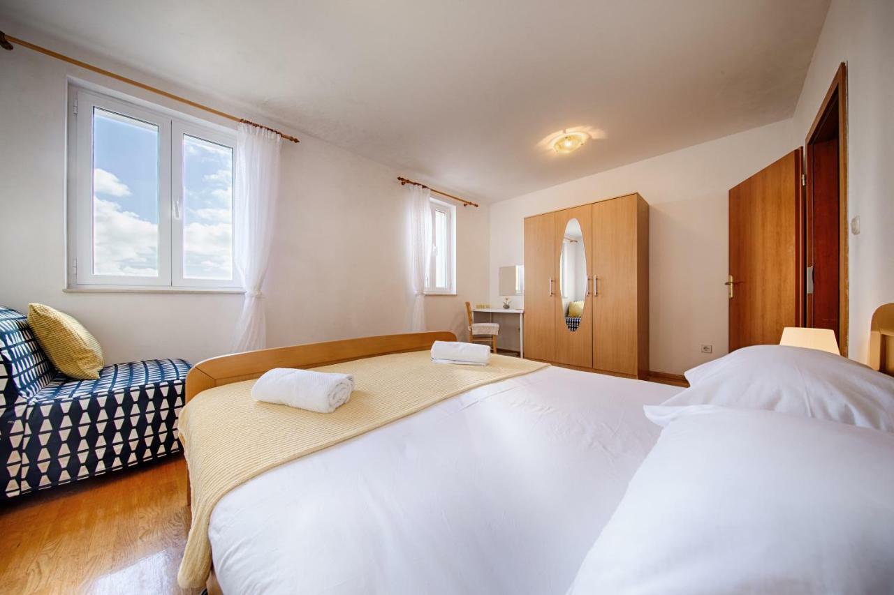 Apartments Marinkovic 코미자 외부 사진