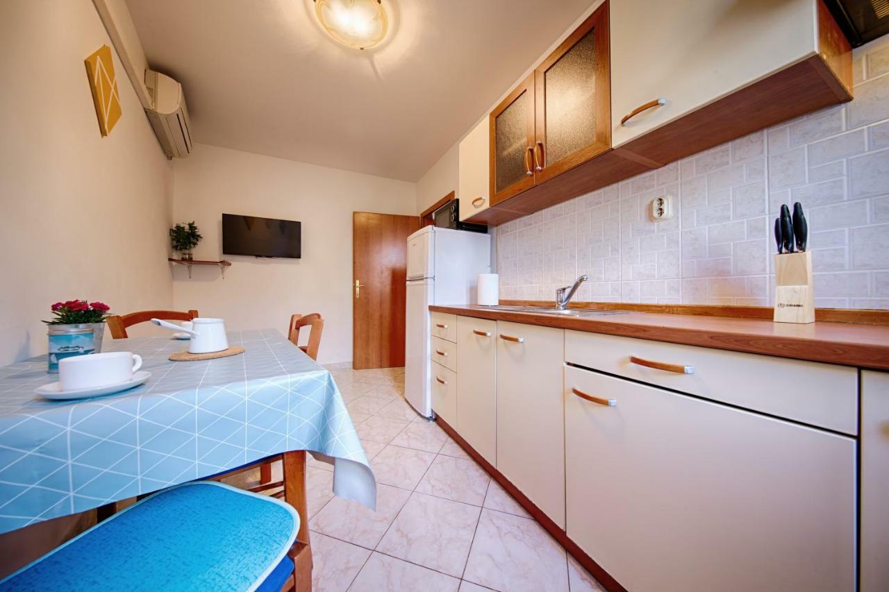 Apartments Marinkovic 코미자 외부 사진
